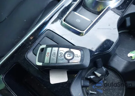 2020 Ford Edge Titanium z USA, uszkodzony, nr VIN 2FMPK3K94LBA23740